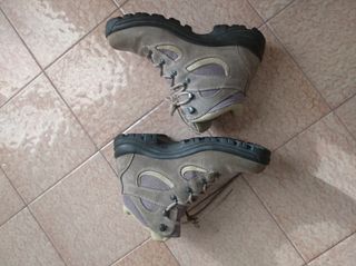 Scarpone trekking donna