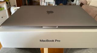 Apple MacBook Pro 2017 13" Bateria nueva