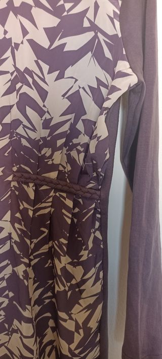 Vestido corto de lavand.