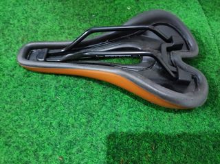 Sillín marrón prostático paseo