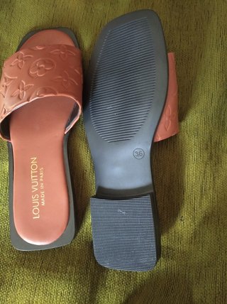 Sandalias