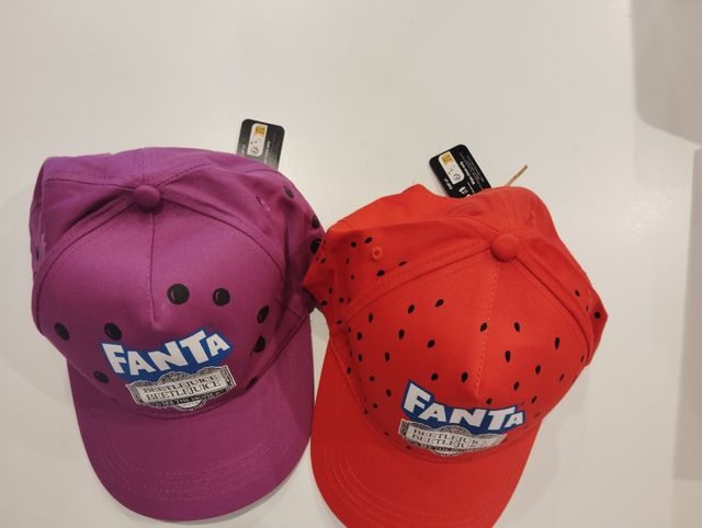 Gorras promoción falta beetlejuice