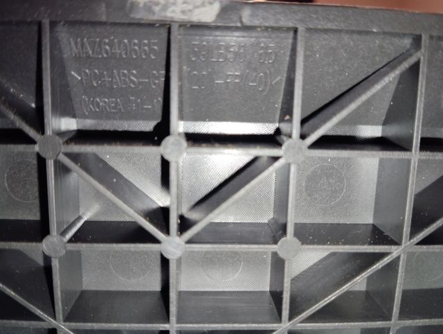 Soporte pie peana TV LG 39lb56