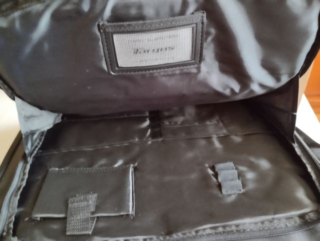 MALETÍN TARGUS PARA PORTÁTIL 