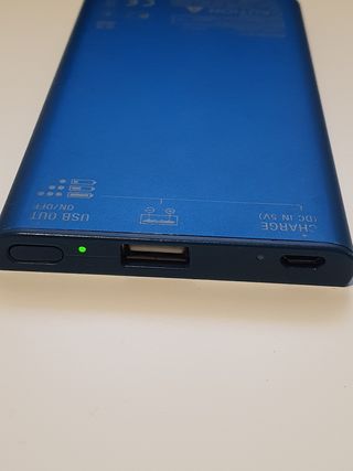 Sony cargador portátil CP-F5