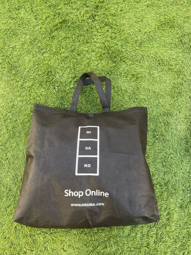 Bolsa MISAKO negra dos asas multiusos