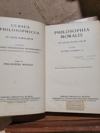 Libro religioso antiguo