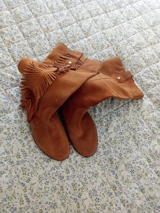 Botas marrones altas