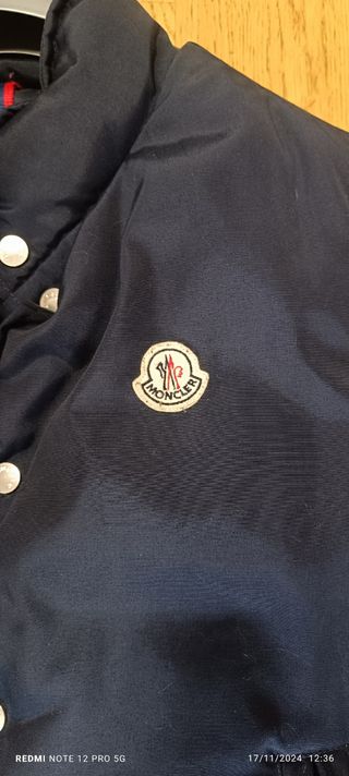 Smanicato moncler