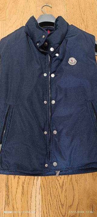 Smanicato moncler