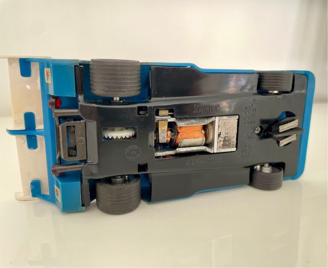 SCALEXTRIC RENAULT 2000 TURBO A ESTRENAR NO JUGAD