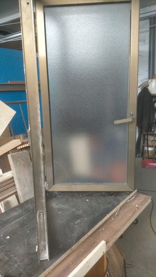 Ventanas de aluminio correderas y abatible