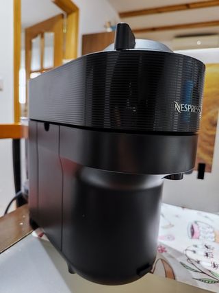 Cafetera NESPRESSO Vertuo Pop
