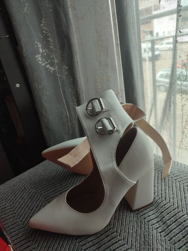 Bota tacón blanco