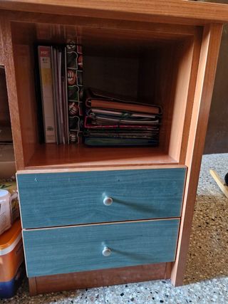 MESA Y CAJONERA ARTESANAL EN MADERA NOBLE