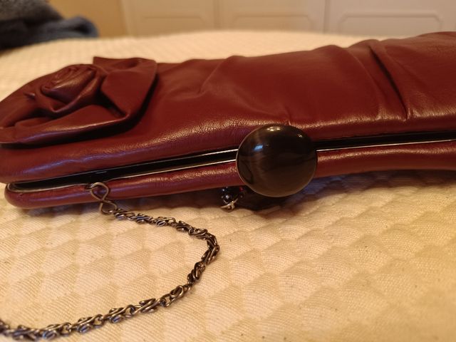 Cluth,vintage color burdeos