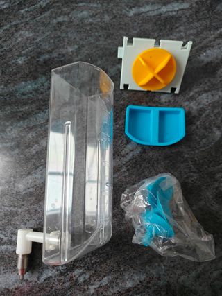 Bebedero para roedores y huron ferplast