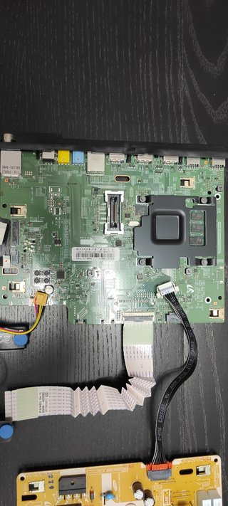 SAMSUNG TV UE32M5505AKXXC