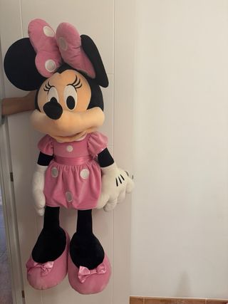 Minnie Mouse 140 cm muy grande