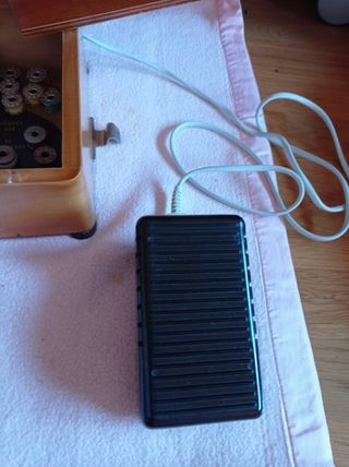 Maquina de coser Alfa b en maletín