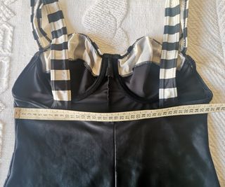 Bañador de pantalón Venca