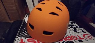 Casco skate paties