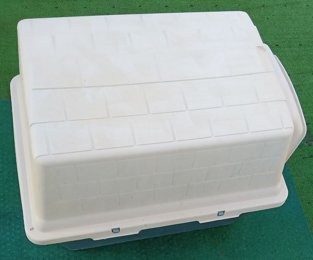 Caseta de perro mediano