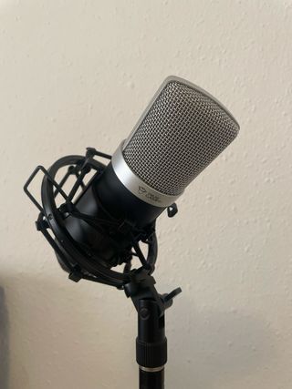 Microfono profesional para gamer, podcast, estudio