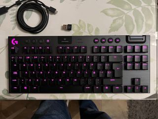Teclado mecánico inalámbrico Logitech G915 TKL