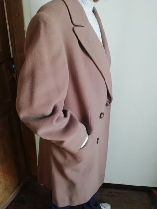 Abrigo de paño color Camel