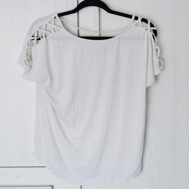 maglia bianca maniche corte ampia shein