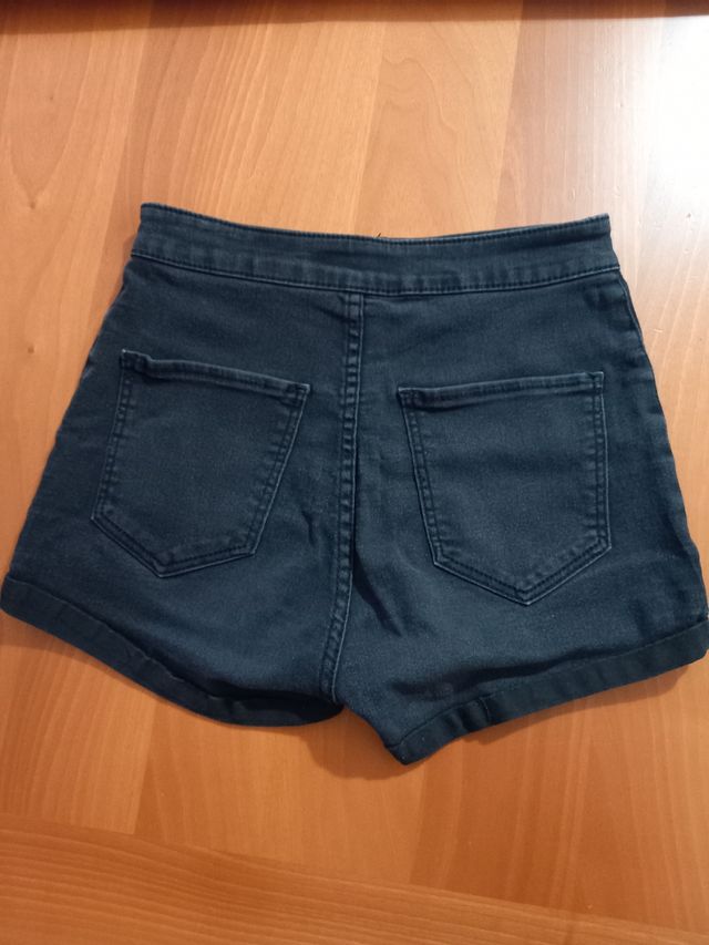 Short jeans neri Bershka 