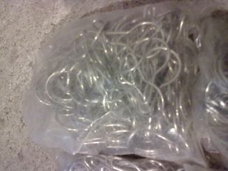 Mosquetões redondos metálicos