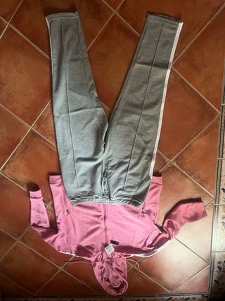 Chandal nuevo, T42