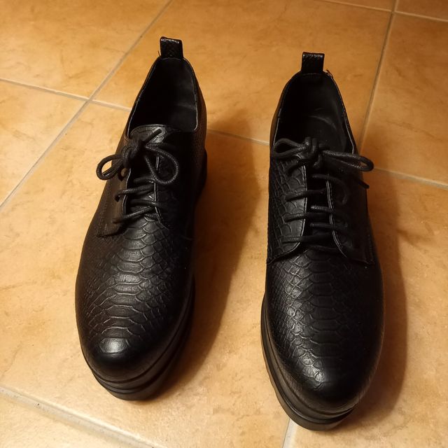 Scarpe donna con lacci