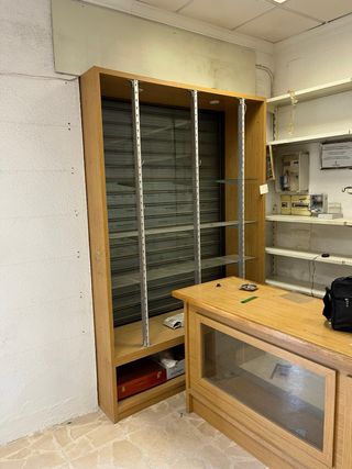 Estanterias metal y cristal