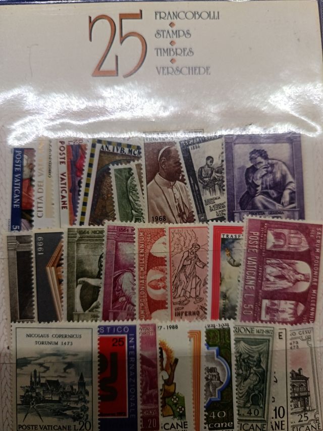 Francobolli nuovi città del Vaticano