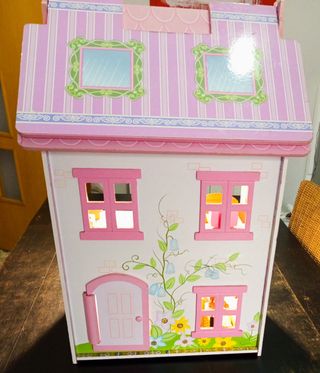 Casita de muñecas.