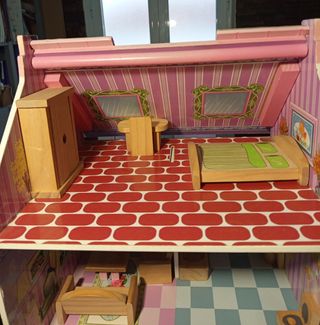 Casita de muñecas.