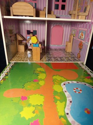 Casita de muñecas.