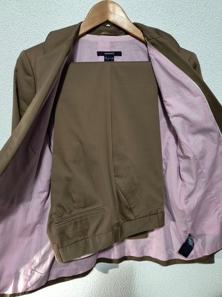 Traje mujer marca Gant