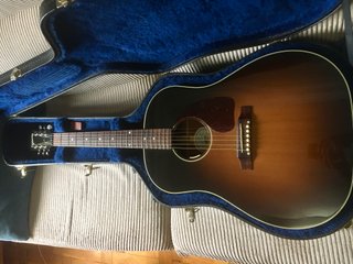 Gibson J45 (2013)