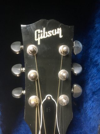 Gibson J45 (2013)