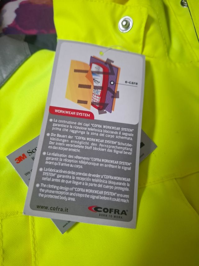 Chaqueta y chaqueton para frio y lluvian cofra V24