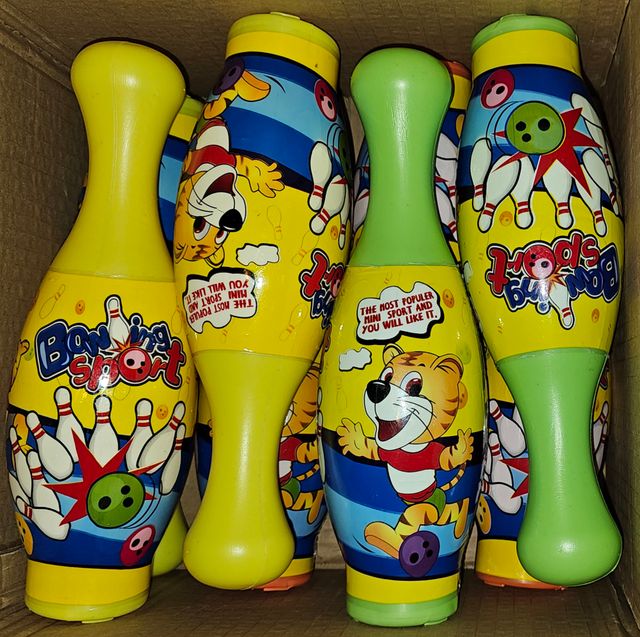 Juego de Bolos de Plástico + 2 Pelotas