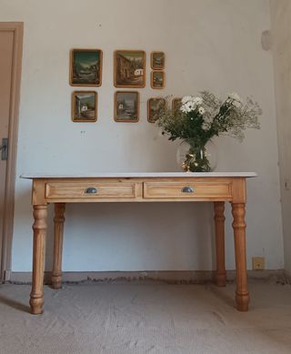 Mesa mueble conoda