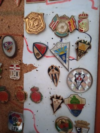 PINS FUTBOL VARIADOS