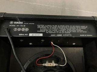 Amplificador Yamaha Modelo HY-10G III