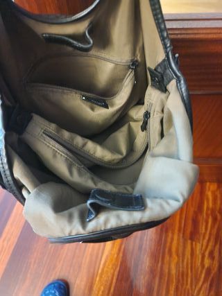 Dos bolsos BIMBA Y LOLA y uno de KIPLING