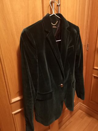Blazer verde Massimo Dutti terciopelo